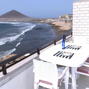 https://apartamento-costa-roja-views.adeje-hotels.com